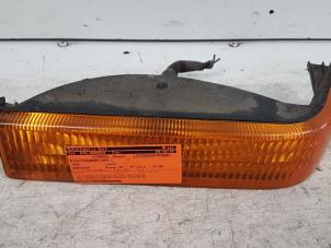 Usagé Feu clignotant gauche Jeep Cherokee Prix € 15,00 Règlement à la marge proposé par Autodemontagebedrijf Smit