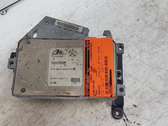 Used ABS Computer Jeep Cherokee Price € 70,00 Margin scheme offered by Autodemontagebedrijf Smit