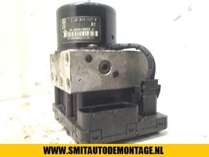 Used ESP pump Volkswagen Golf IV (1J1) 1.9 TDI Price on request offered by Autodemontagebedrijf Smit