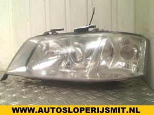 Used Headlight, left Audi A6 Avant Quattro (C5) 2.5 TDI V6 24V Price on request offered by Autodemontagebedrijf Smit