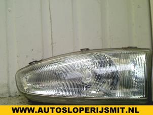 Used Headlight, left Mitsubishi Colt (CA/CC) 1.3 i GL,EL 12V Price on request offered by Autodemontagebedrijf Smit