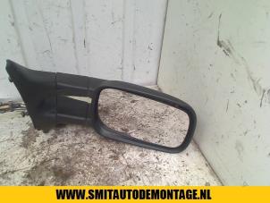 Used Wing mirror, right Volkswagen Caddy II (9K9A) 1.9 SDI Price on request offered by Autodemontagebedrijf Smit