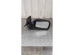 Used Wing mirror, right Kia Picanto (BA) 1.1 12V Price € 45,00 Margin scheme offered by Autodemontagebedrijf Smit
