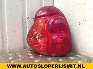 Gebrauchte Rücklicht links Fiat Multipla (186) 1.6 16V 100 SX,ELX Preis auf Anfrage angeboten von Autodemontagebedrijf Smit