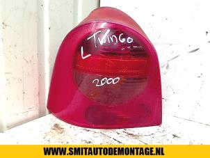 Gebrauchte Rücklicht links Renault Twingo (C06) 1.2 16V Preis € 25,00 Margenregelung angeboten von Autodemontagebedrijf Smit