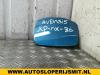 Tank cap cover from a Toyota Avensis (T22), 1997 / 2003 1.8 16V, Combi/o, Petrol, 1.762cc, 81kW (110pk), FWD, 7AFELEANBURN, 1997-09 / 2000-10, AT221L 1999