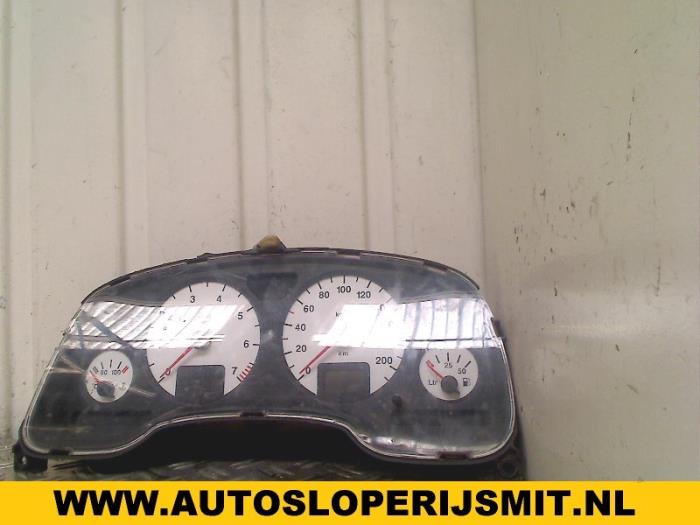 Cuentakilómetros de un Opel Astra G (F08/48) 1.6 1998