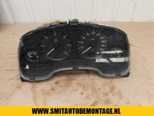 Usados Cuentakilómetros Opel Astra G (F08/48) 1.7 DTL Precio de solicitud ofrecido por Autodemontagebedrijf Smit