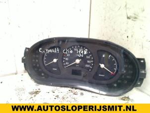 Usados Cuentakilómetros Renault Clio II (BB/CB) 1.2 Precio de solicitud ofrecido por Autodemontagebedrijf Smit