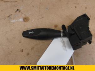 Used Indicator switch Ford Mondeo III 1.8 16V Price on request offered by Autodemontagebedrijf Smit