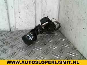 Used Wiper switch BMW 3 serie (E36/4) 316i Price on request offered by Autodemontagebedrijf Smit