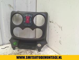 Usados Interruptor de luz de pánico Fiat Doblo Cargo (223) 1.9 D Precio de solicitud ofrecido por Autodemontagebedrijf Smit