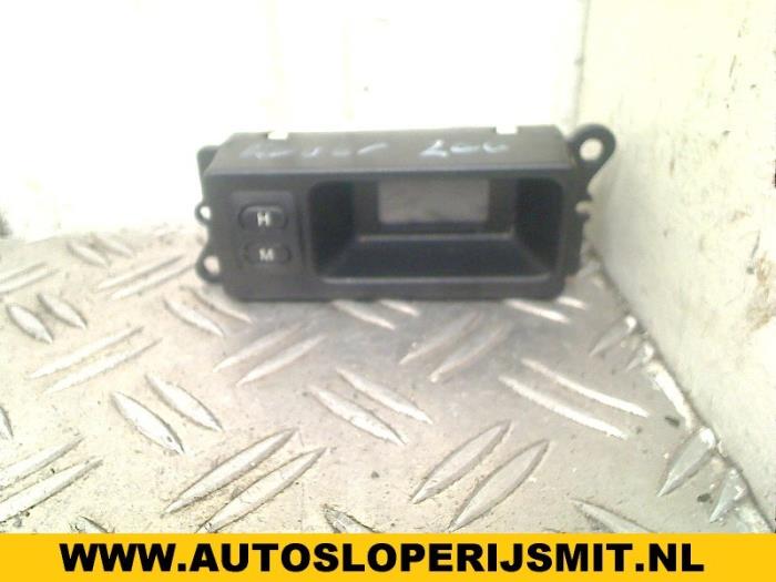 Begagnade Innerdisplay Rover 200 (RF) 214 Si 1.4 16V Pris på förfrågan erbjuds av Autodemontagebedrijf Smit