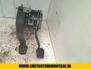 Used Set of pedals Ford Fiesta 3 1.3 i,Classic Price on request offered by Autodemontagebedrijf Smit