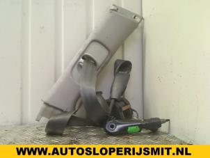 Used Front seatbelt, right Renault Laguna II Grandtour (KG) 1.9 dCi 120 Price on request offered by Autodemontagebedrijf Smit