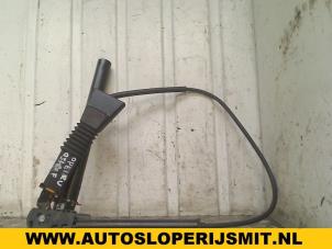 Usados Tensor de cinturón de seguridad derecha Opel Astra F (53/54/58/59) 1.4i Classic Precio de solicitud ofrecido por Autodemontagebedrijf Smit
