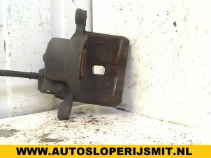 Used Front brake calliper, left Mitsubishi L-400 2.5 TD Price on request offered by Autodemontagebedrijf Smit