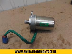Used Power steering pump Renault Clio II Societe (SB) 1.5 dCi 65 Price on request offered by Autodemontagebedrijf Smit