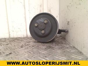 Used Power steering pump BMW 3 serie Compact (E36/5) 316i Price on request offered by Autodemontagebedrijf Smit