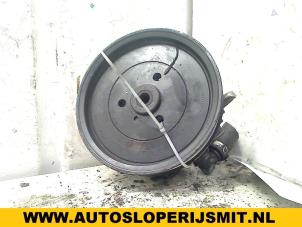 Used Power steering pump BMW 3 serie (E46/4) 316i Price on request offered by Autodemontagebedrijf Smit