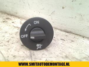 Used Airbag lock Renault Megane II (BM/CM) 1.9 dCi 120 Price on request offered by Autodemontagebedrijf Smit