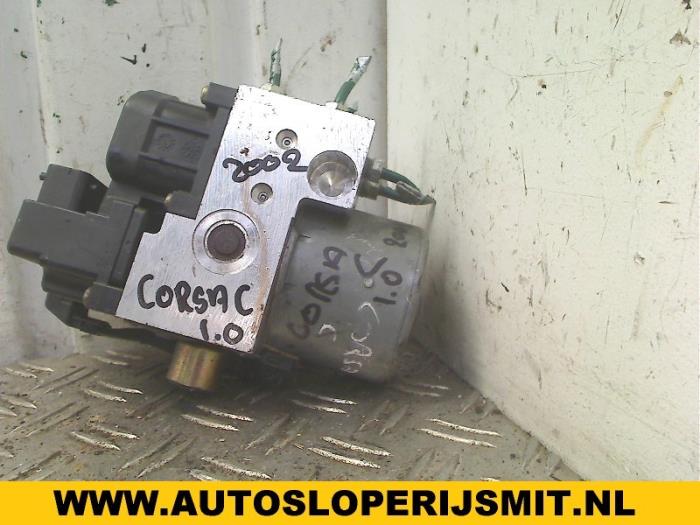 Usagé Servo frein Opel Corsa C (F08/68) 1.7 DI 16V Prix sur demande proposé par Autodemontagebedrijf Smit
