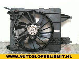 Used Cooling fans Renault Megane II (BM/CM) 1.5 dCi 80 Price on request offered by Autodemontagebedrijf Smit