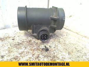 Used Airflow meter BMW 3 serie (E36/2) 320i 24V Price on request offered by Autodemontagebedrijf Smit
