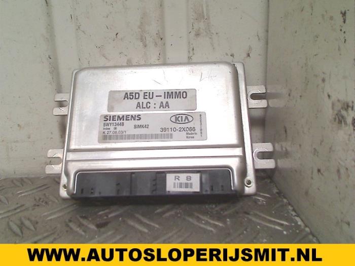 Used Engine management computer Kia Rio (DC22/24) 1.5 16V Price € 75,00 Margin scheme offered by Autodemontagebedrijf Smit