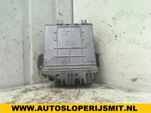 Used Engine management computer Renault Clio II (BB/CB) 1.2 Price on request offered by Autodemontagebedrijf Smit