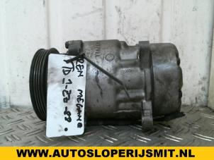 Used Air conditioning pump Renault Megane (EA) 1.6i Price on request offered by Autodemontagebedrijf Smit