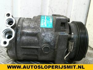 Używane Pompa klimatyzacji Renault Twingo (C06) 1.2 Cena € 50,00 Procedura marży oferowane przez Autodemontagebedrijf Smit