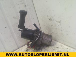 Used Oil filter housing Ford Ka I 1.3i Price on request offered by Autodemontagebedrijf Smit