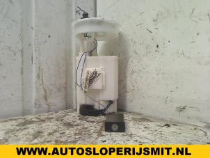 Używane Mechaniczna pompa paliwa Volkswagen Golf IV (1J1) 1.9 TDI Cena na żądanie oferowane przez Autodemontagebedrijf Smit