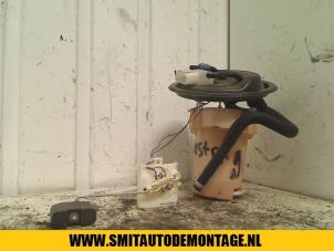 Used Petrol pump Opel Astra G (F08/48) 1.6 Price on request offered by Autodemontagebedrijf Smit