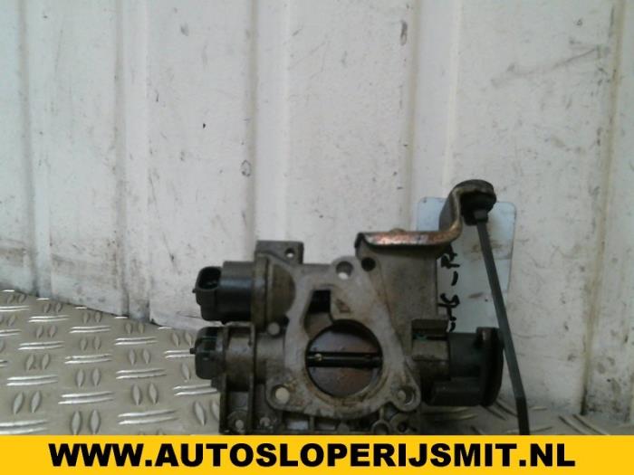 Usagé Boîtier accélérateur Fiat Panda (141) 1100 IE,Selecta Prix € 10,00 Règlement à la marge proposé par Autodemontagebedrijf Smit