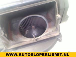 Usados Motor de ventilador de calefactor Nissan Vanette (C23) 2.3 D E/Cargo Precio de solicitud ofrecido por Autodemontagebedrijf Smit