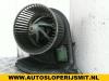 Heating and ventilation fan motor from a Renault Clio II Societe (SB), 1998 / 2007 1.5 dCi 65, Hatchback, Diesel, 1.461cc, 48kW (65pk), FWD, K9K704, 2001-06 / 2003-12, BB07; CB07 2002