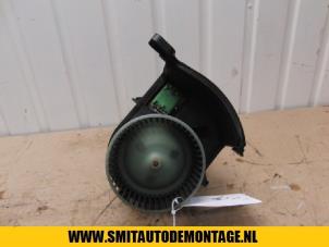 Used Heating and ventilation fan motor Renault Clio II Societe (SB) 1.5 dCi 65 Price on request offered by Autodemontagebedrijf Smit