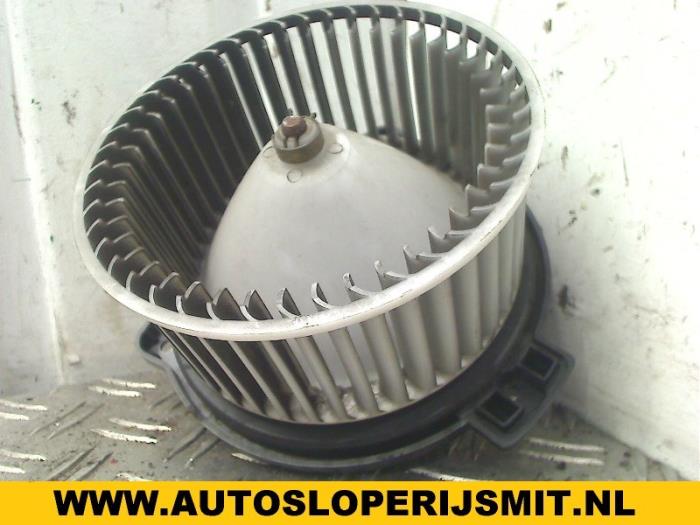 Motor de ventilador de calefactor de un Suzuki Baleno (GC/GD) 1.6 16V 1998