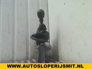 Used Gearbox mechanism Opel Vivaro 1.9 DTI 16V Price on request offered by Autodemontagebedrijf Smit