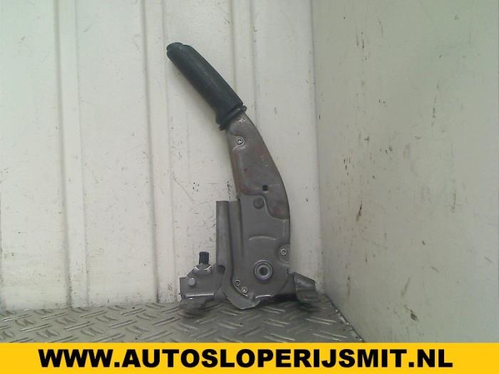 Parking brake mechanism from a Opel Astra G (F08/48) 1.6 16V 1998