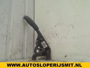 Used Parking brake mechanism Hyundai Coupe 2.0i 16V Price on request offered by Autodemontagebedrijf Smit