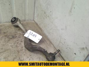 Used Front wishbone, left BMW 5 serie (E39) 520i 24V Price on request offered by Autodemontagebedrijf Smit