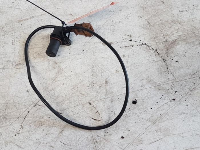 Begagnade Vevaxelsensor Alfa Romeo GTV Pris € 30,00 Marginaltabell erbjuds av Autodemontagebedrijf Smit