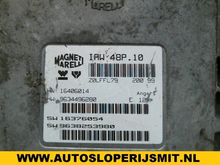 Used Engine management computer Peugeot 206 Price on request offered by Autodemontagebedrijf Smit