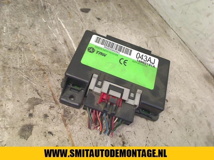 Used Engine management computer Chrysler PT Cruiser Price on request offered by Autodemontagebedrijf Smit