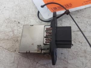Used Heater resistor Kia Picanto (BA) 1.0 12V Price € 10,00 Margin scheme offered by Autodemontagebedrijf Smit