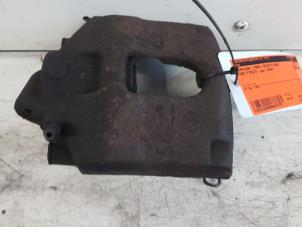 Used Front brake calliper, right Ford Fiesta 5 (JD/JH) 1.4 16V Price € 20,00 Margin scheme offered by Autodemontagebedrijf Smit