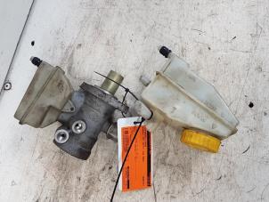 Używane Glówny cylinder hamulcowy Renault Vel Satis (BJ) Cena € 45,00 Procedura marży oferowane przez Autodemontagebedrijf Smit
